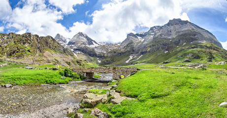 Cirque de Troumouse - the glacial cirque in Pyrenees
