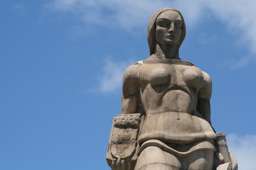 Fototapeta na wymiar femme statue