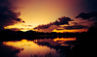 Fototapeta na wymiar Gorgeous sunset 