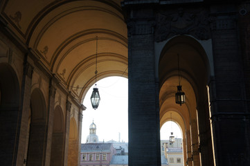 courtyard with arks and lamps in Saint-Petersburg, Russia