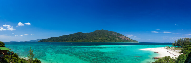 Fototapeta na wymiar Ko Adang Island panorama from Ko Lipe Mountain Resort