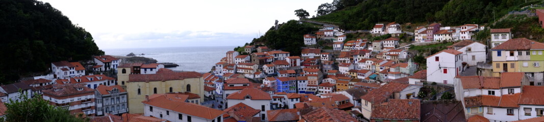 Obraz premium Przegląd Cudillero Asturias