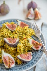 Quinoa Salat mit Feigen 