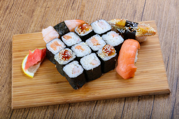 Sushi and roll mix