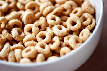 Cheerios - Bowl with cheerios whole grain cereals.