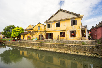 Obraz premium Old houses in UNESCO world heritage Hoi An ancient town