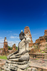 Obraz premium Buddha statue, Ayutthaya temple ruins, Wat Maha That