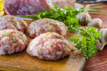 raw patties from ground beef