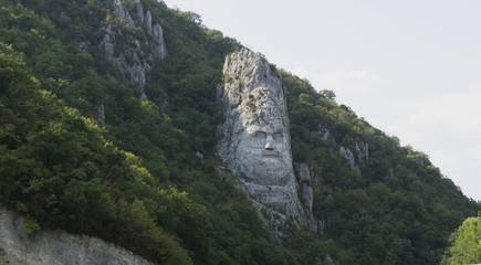 sclpture on mountail