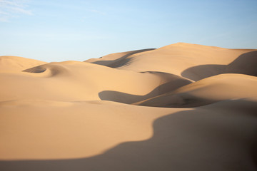 Fototapeta na wymiar Wüste und Schatten