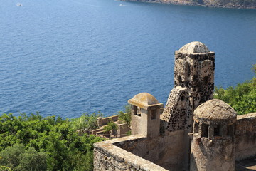 Fototapeta na wymiar Aragonese castle, Italy