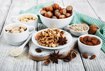 different types of nuts