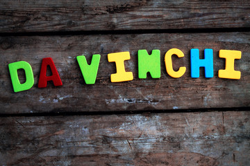 colorful word writen Da Vinchi