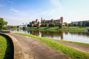 Fototapeta na wymiar Scenic view of the Royal castle in Krakow