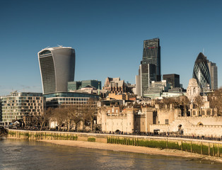 Obraz premium London - Scenes from the River Thames