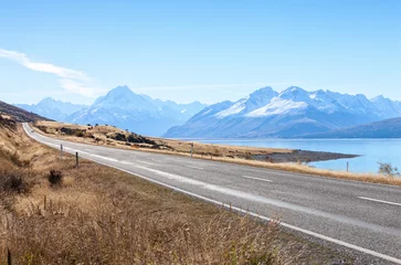 Schilderijen op glas Scenic Road to Mount Cook National Park,  South Island, New Zealand © Antonel