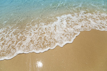 Fototapeta na wymiar Waves on a beach