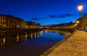 Obraz premium Pisa (Tuscany, Italy), the city of Leaning Tower. Here: the Arno river