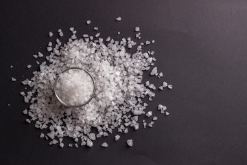 Fototapeta na wymiar white salt crystals
