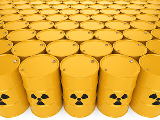 3D rendering radioactive barrels © apopium