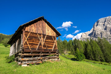 Obraz premium Südtirol - Dolomiten - Badia - Heiligkreuzkofel
