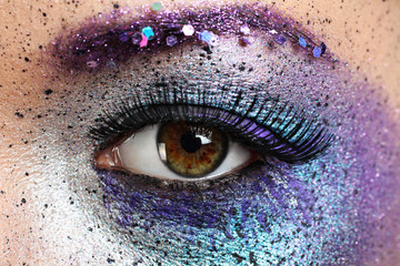Eye Makeup. Beautiful Eyes Glitter Make-up.