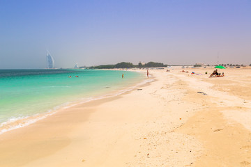 Fototapeta na wymiar Public Jumeirah Beach in Dubai, UAE.