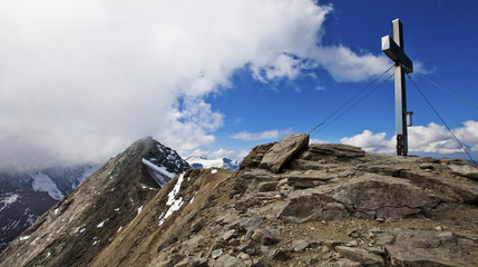 Die Schneespitze und der Hoher Tenn