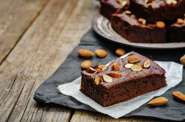 Almond butter brownies dates with almonds
