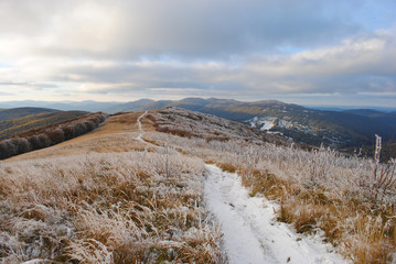 Beautiful autumn mountain landscape. Bieszczady © Jacek Jacobi