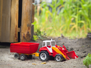 Toy tractor