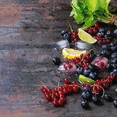 Berries, lime, mint and ice