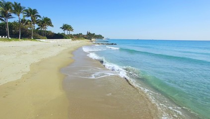 empty beach in West pPakm Beach, Fl