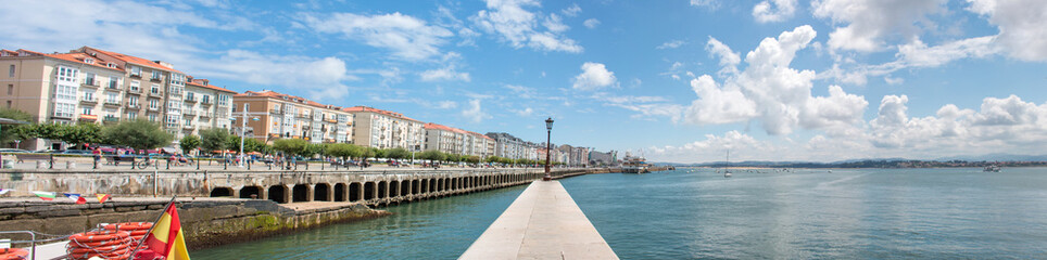 Fototapeta na wymiar Stadthafen Santander Kantabrien (Cantabria) Spanien