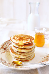 Pancake with honey