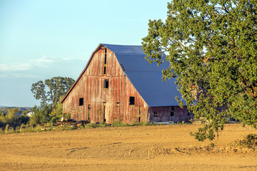 barn © paulfell