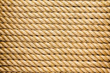 Neatly organised parallel strands of rope