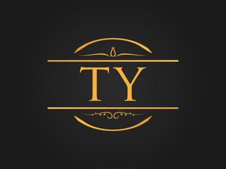 Luxurious Circle Ornament