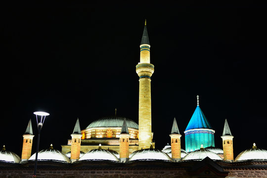Mevlana T&uuml;rbesi