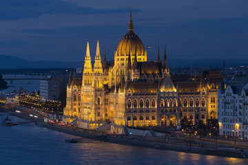 Obraz premium Hungarian Parliament Building - Budapest - Hungary