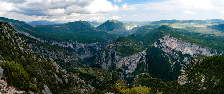 Panoramic view of the Gorges du Verdon, France