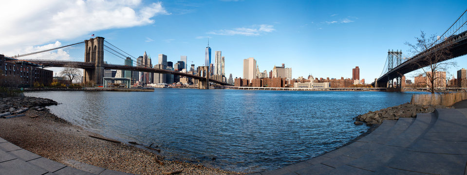 Manhattan Panorama seen from Brooklyn, New York, USA