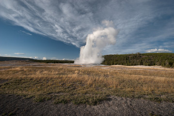 Eruption of the Old Faithfull Geyser, Yellowstone NP, USA