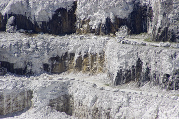 Fototapeta na wymiar white marble mine 