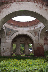 Fototapeta na wymiar Abandoned destroyed church in Russia