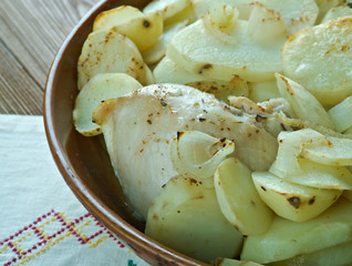 Baked Garlic Chicken and Potatoes