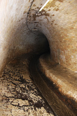 Tunnelgewölbe Salzbachkanal