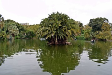 PARQUES, JARDINES, PARQUES URBANOS, LUGAR DE INTERES, VISITAR, PARQUES Y JARDINES, PLANTAS, FLORES, AGUA, VEGETACION, PALMERAS, FUENTES,
