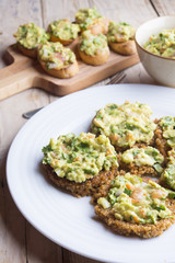  burger of quinoa with guacamole