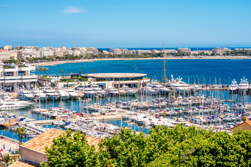 Fototapeta na wymiar Top cityscape view on french riviera with yachts in Cannes city